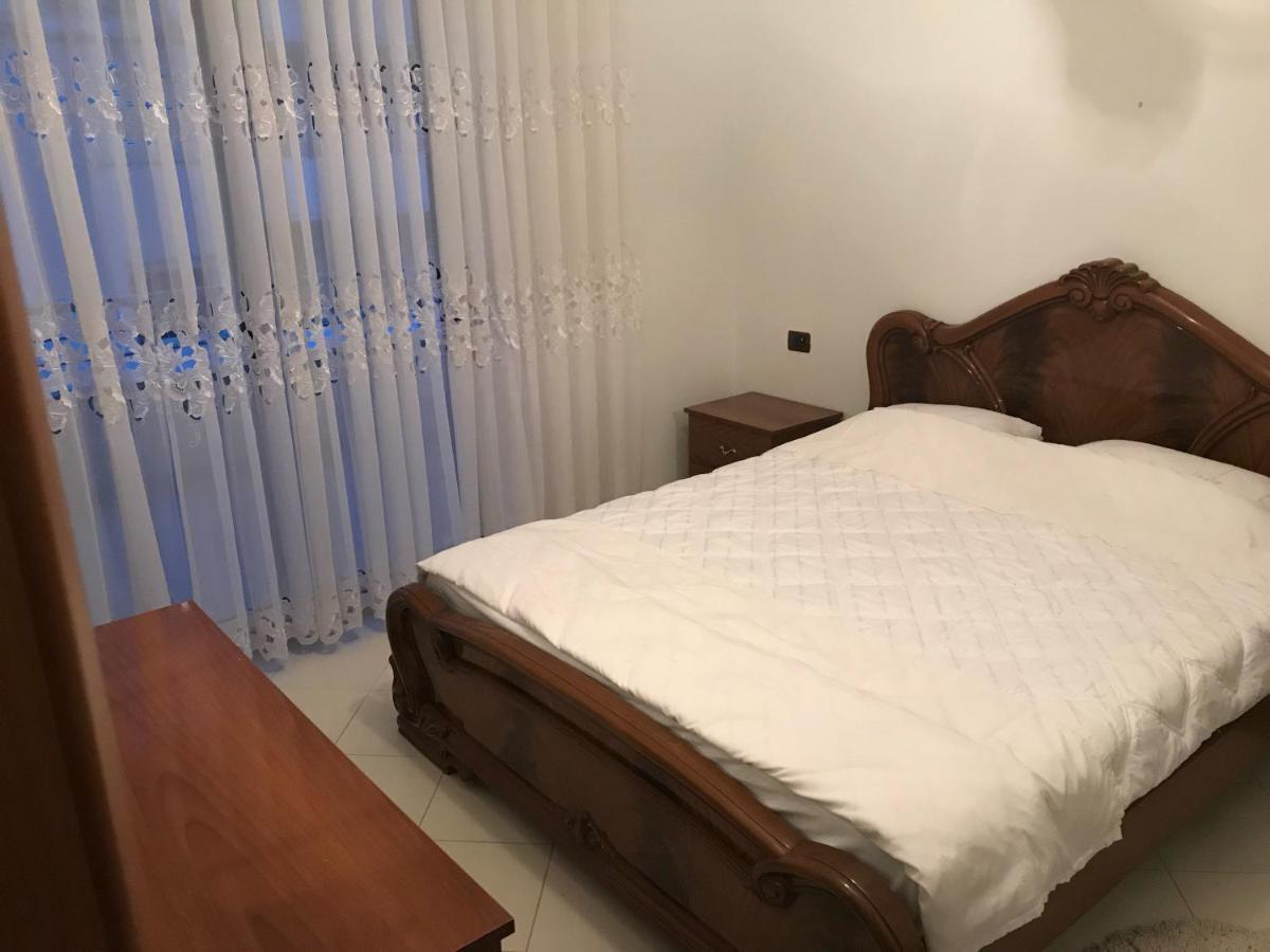 Seanfinity Apartments Vlorë Buitenkant foto
