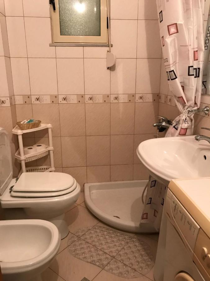 Seanfinity Apartments Vlorë Buitenkant foto
